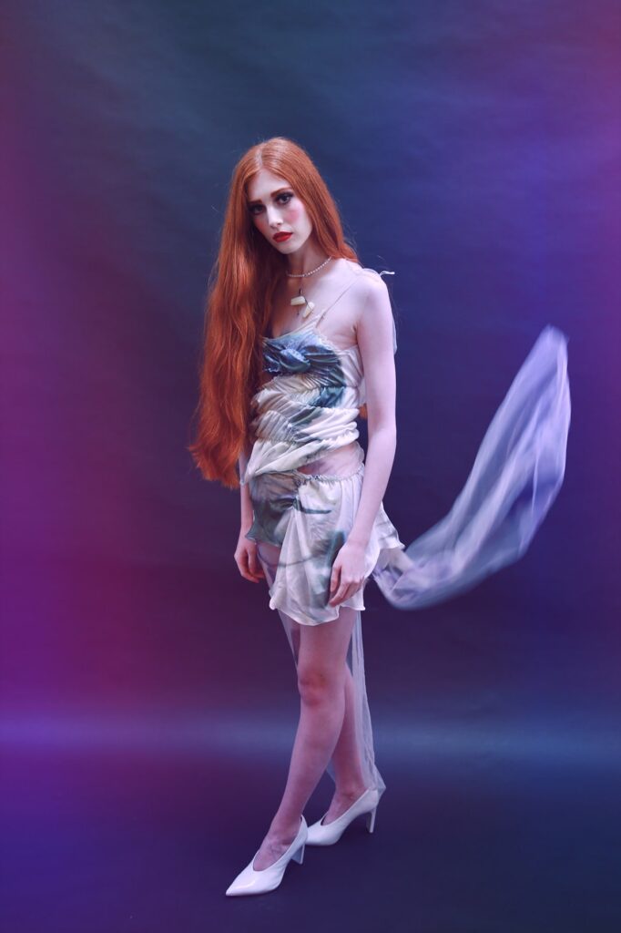 Zuzu Valla tainted magazine editorial 12